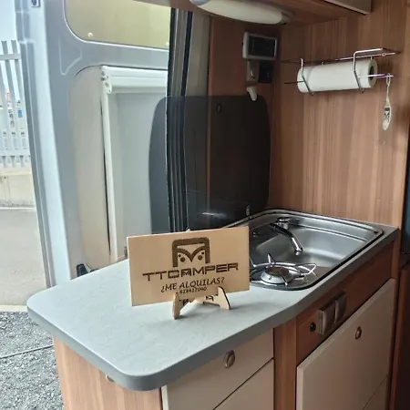 Kamp alanı Furgo Camper